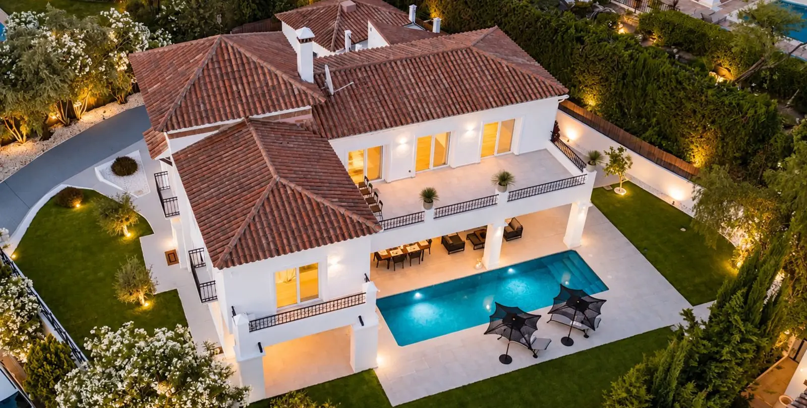 Sale of detached villa in Benahavís 2