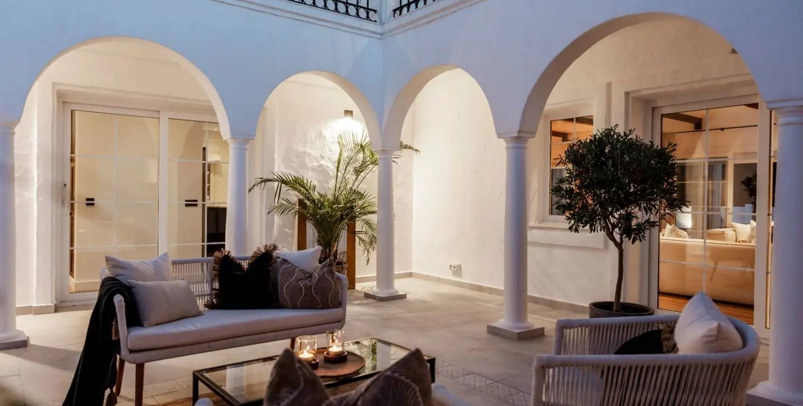Sale of detached villa in Benahavís 14