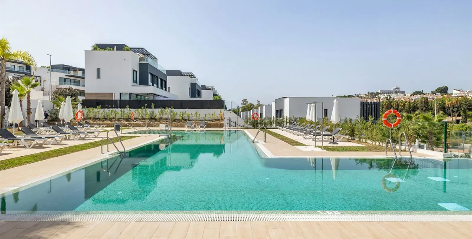 Long-term rent of townhouse in Estepona 10