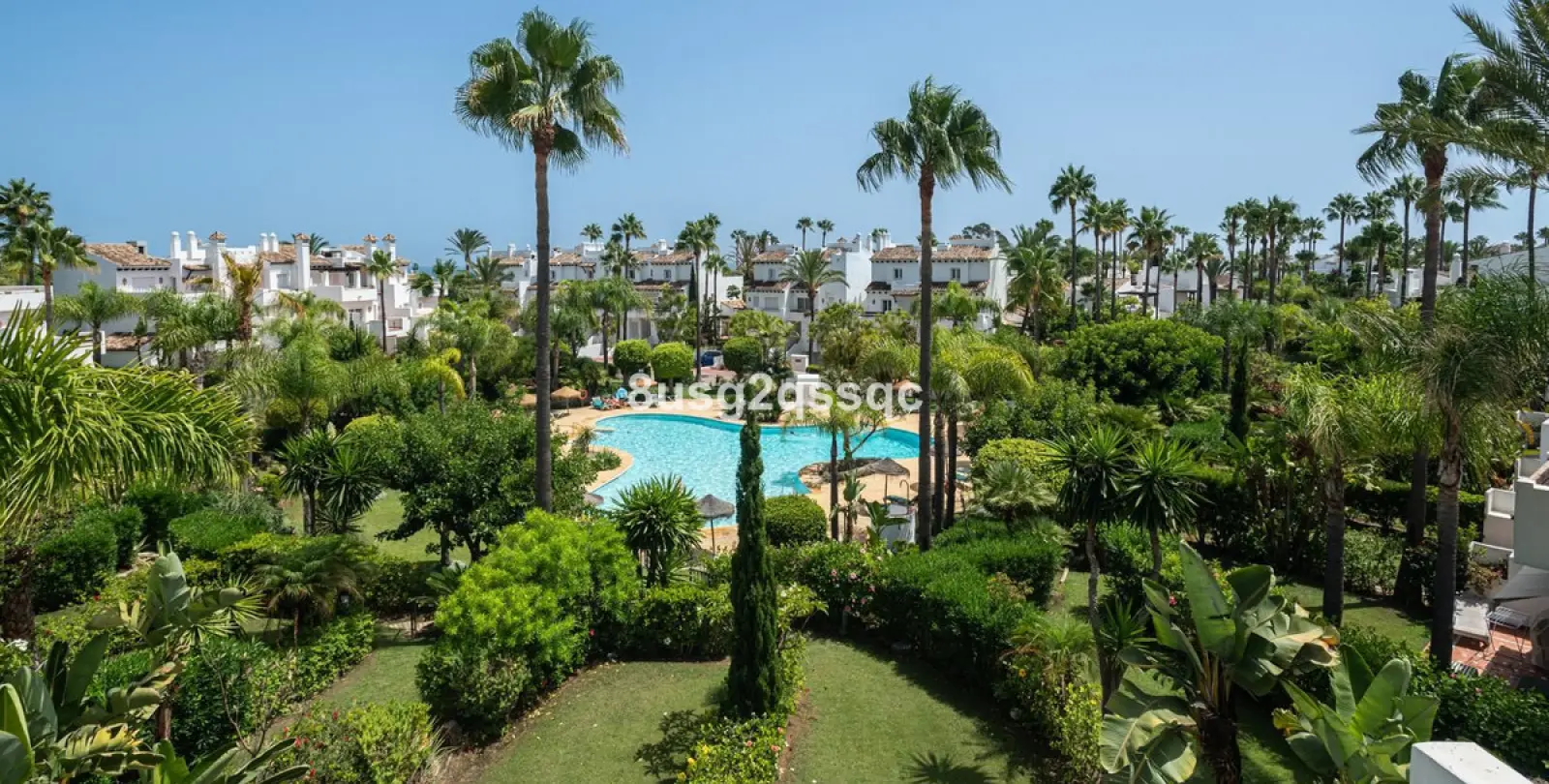 Long-term rent of semi-detached house in Costalita 62