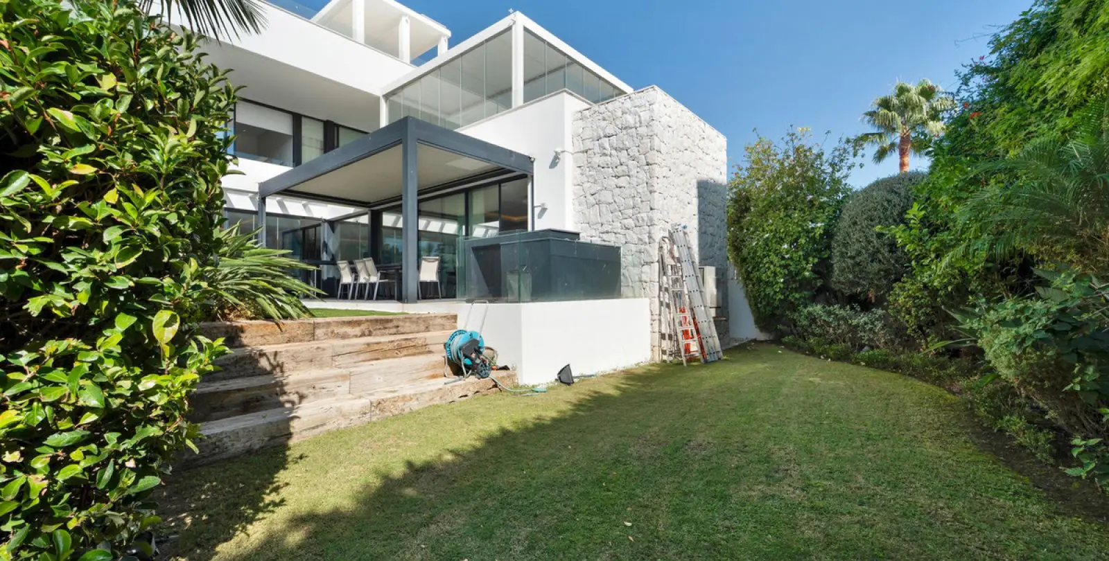 Long-term rent of detached villa in Benahavís 37