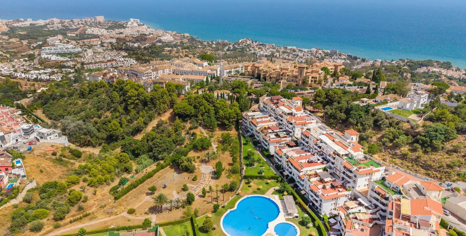 Продажа апартаментов на среднем этаже в Benalmadena 12