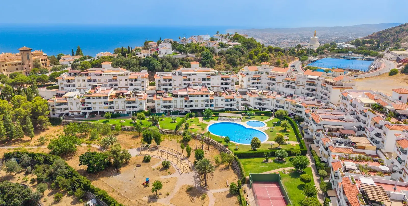 Продажа апартаментов на среднем этаже в Benalmadena 13