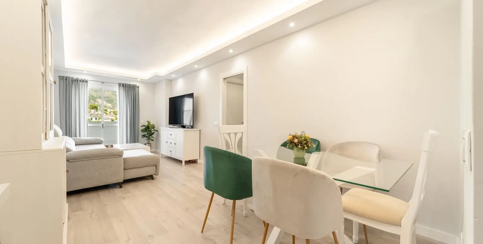 Продажа апартаментов на среднем этаже в Benalmadena 36