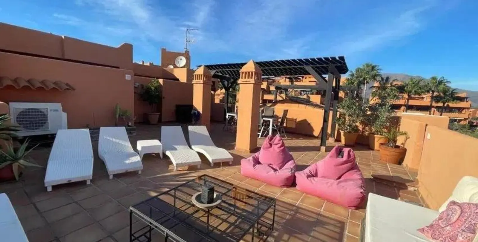 Venta de ático en Estepona 3