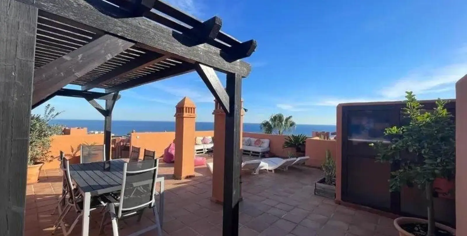 Venta de ático en Estepona 5