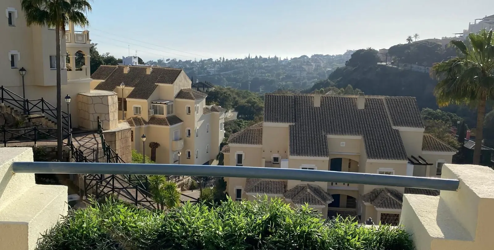 Venta de ático dúplex en Elviria 8