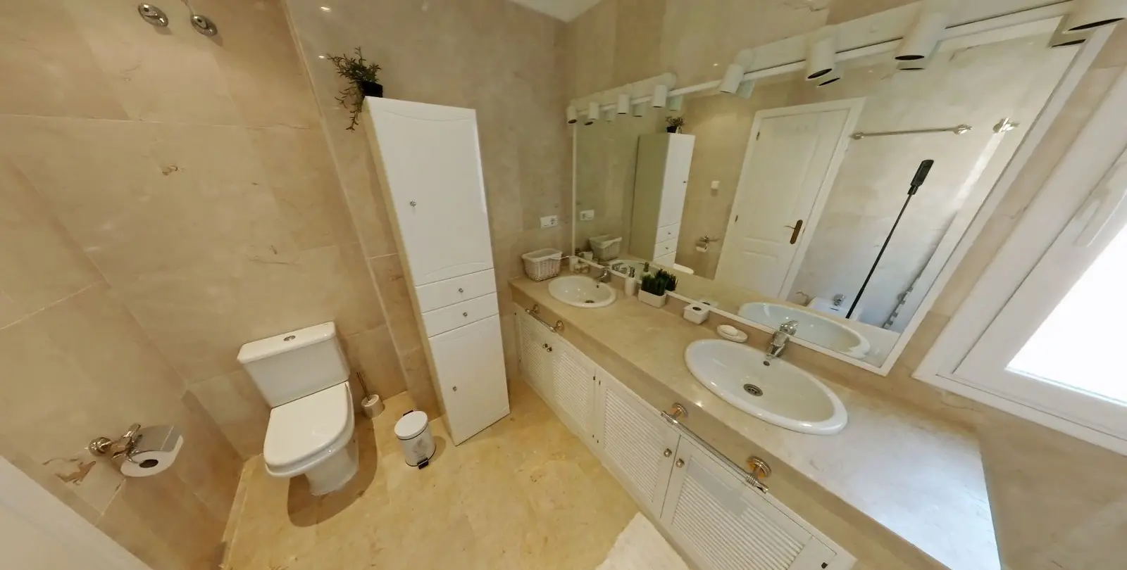 Venta de ático dúplex en Elviria 26