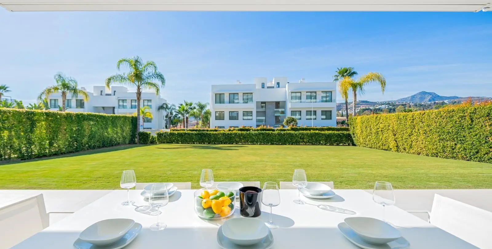 Venta de apartamento en planta baja en Estepona 6