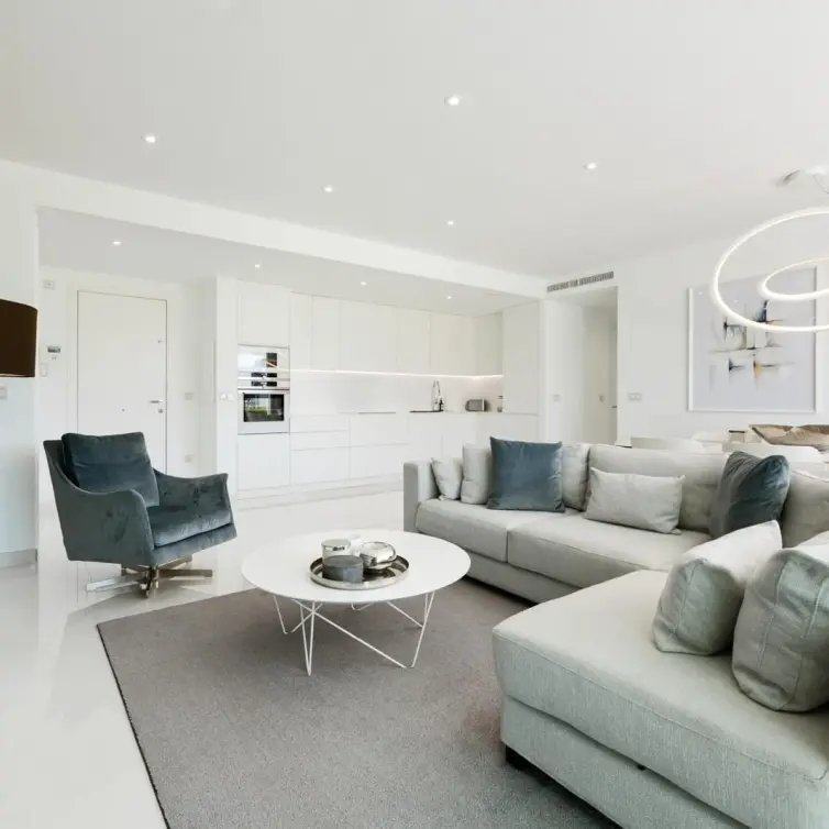 Venta de apartamento en planta baja en Estepona