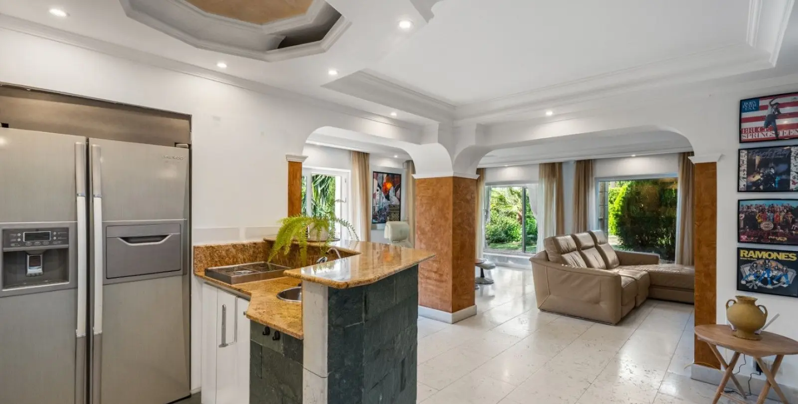 Venta de villa independiente en El Rosario 24