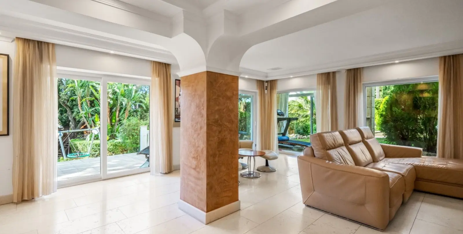Venta de villa independiente en El Rosario 26
