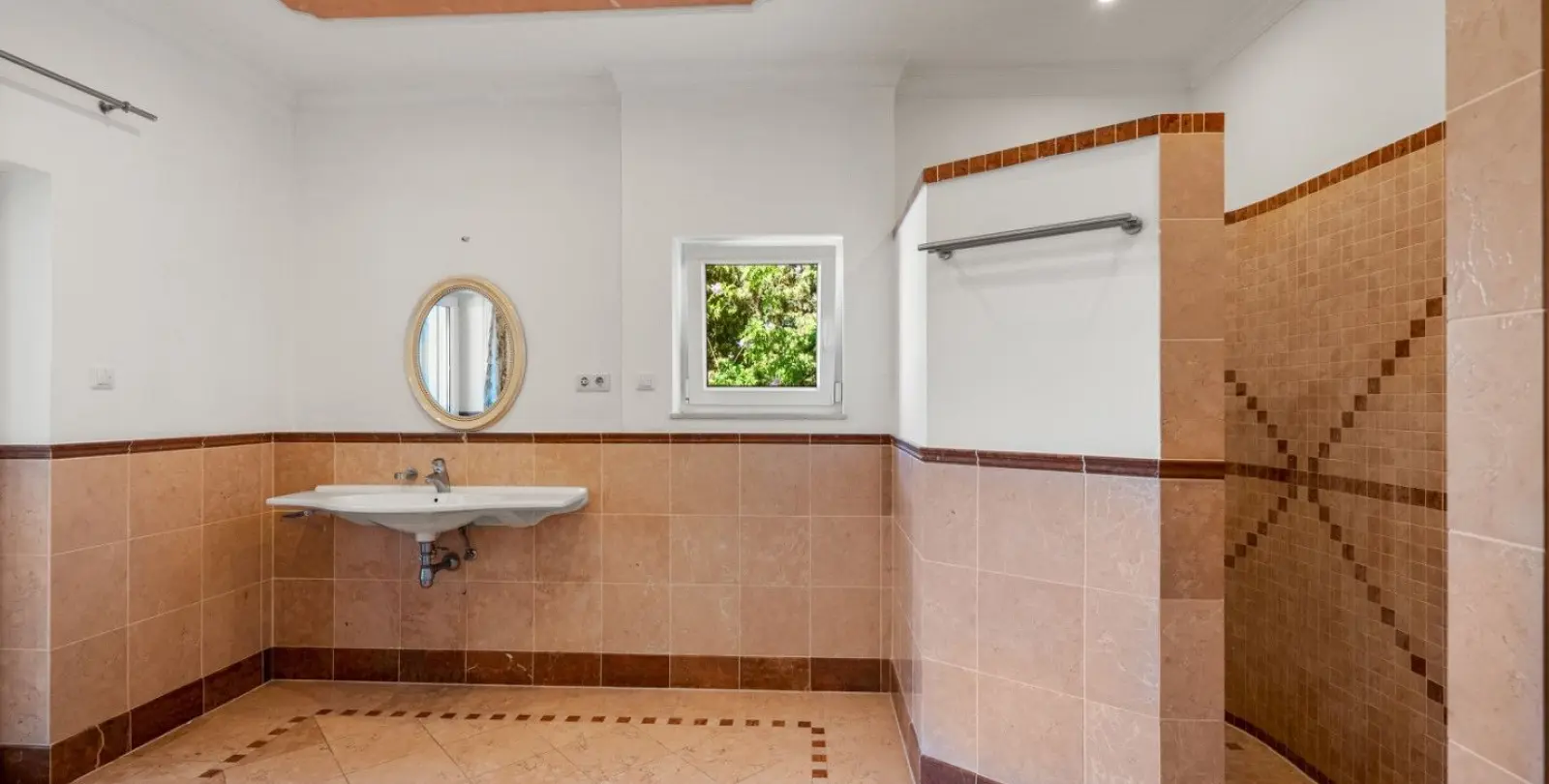 Venta de villa independiente en El Rosario 38