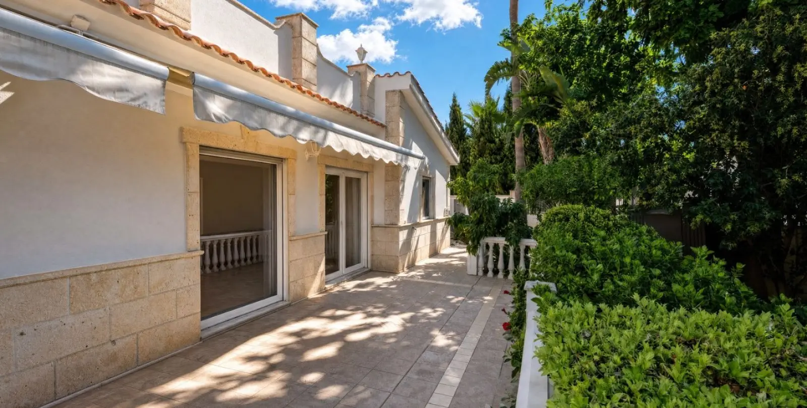 Venta de villa independiente en El Rosario 53