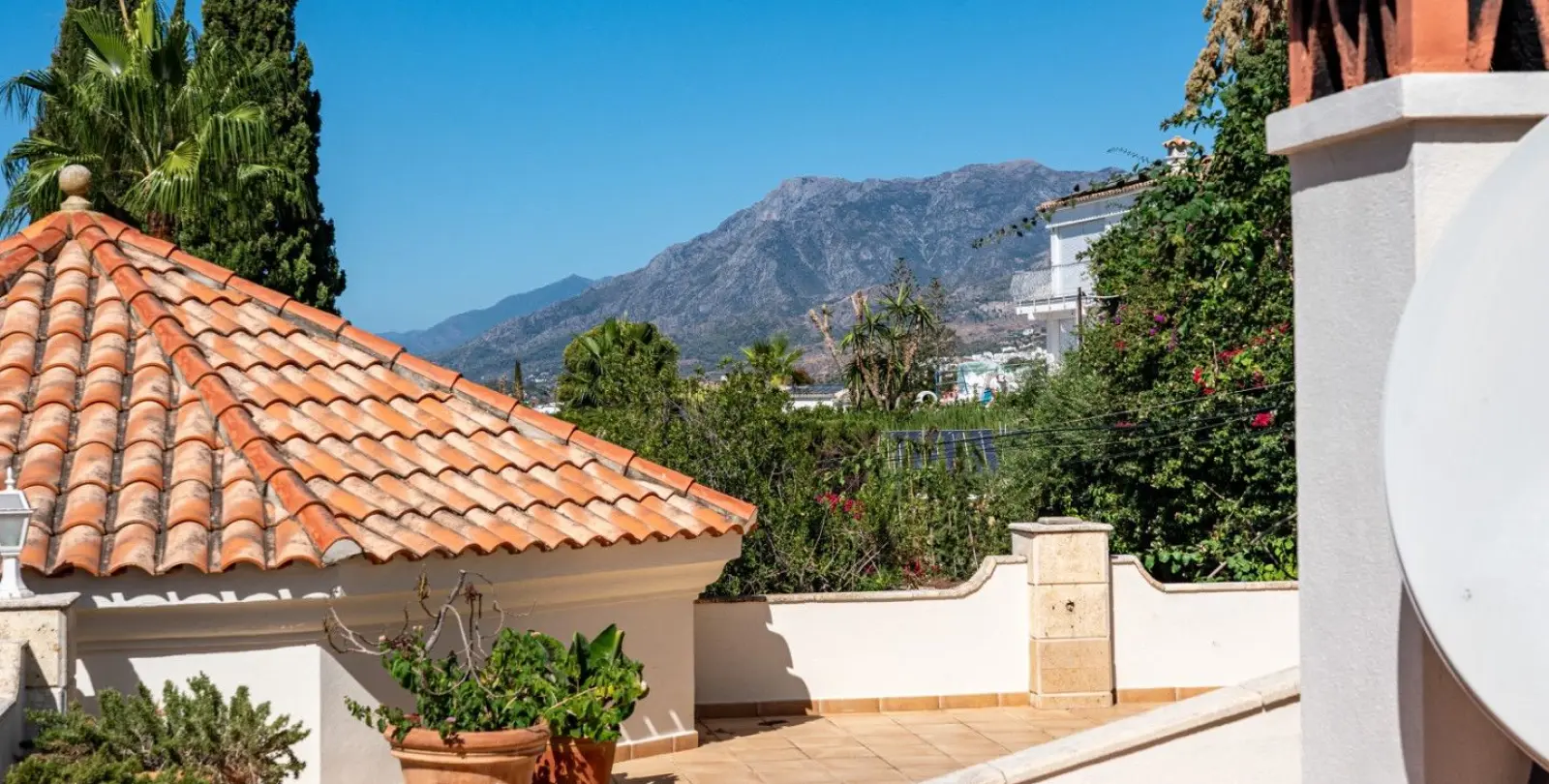 Venta de villa independiente en El Rosario 54