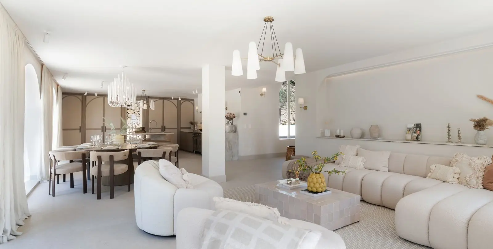 Sale of detached villa in Nueva Andalucía 11