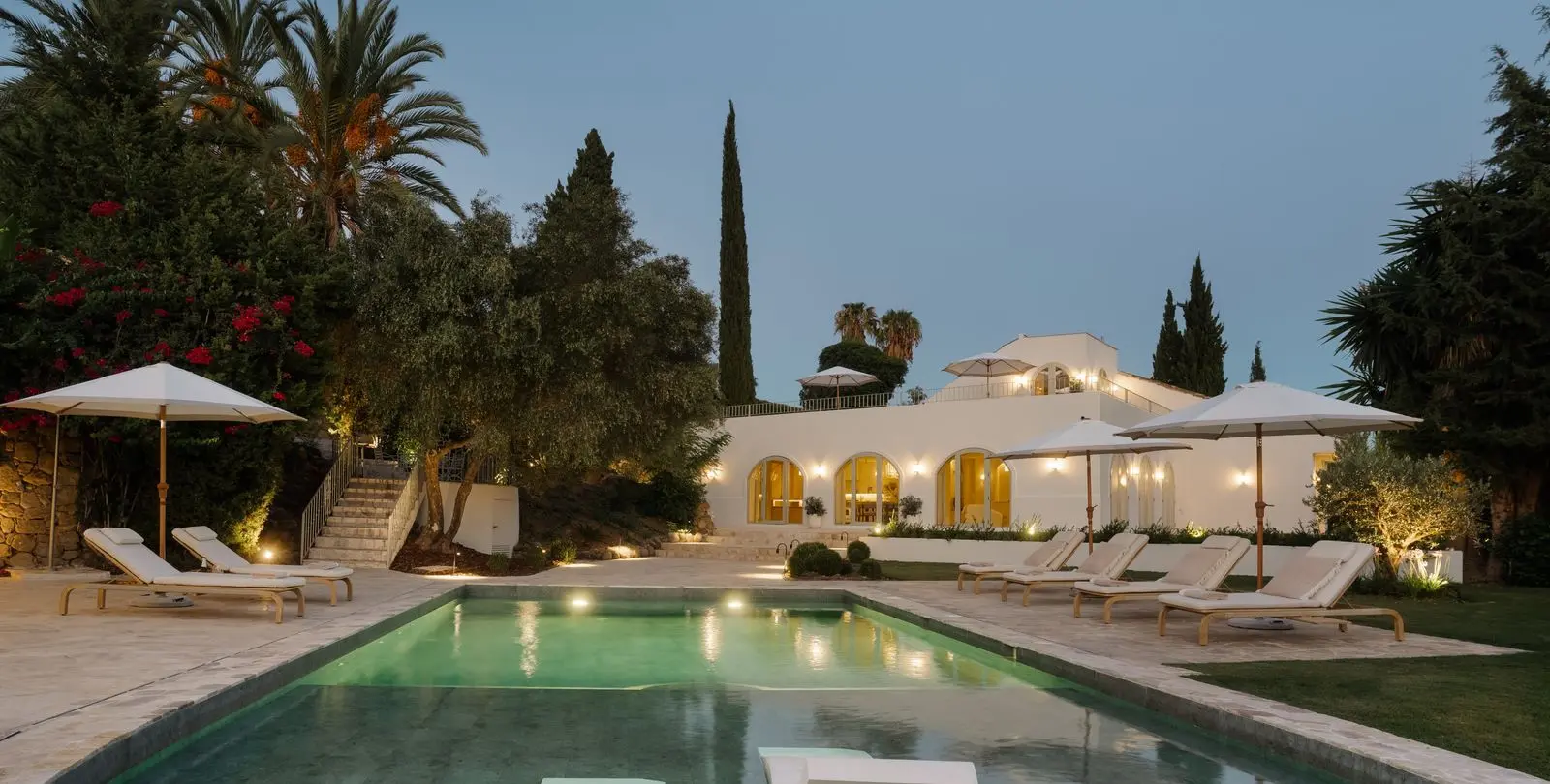 Sale of detached villa in Nueva Andalucía 41