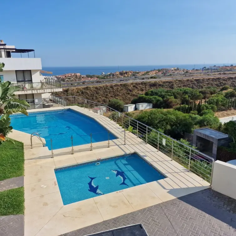 Sale of ground floor apartment in Riviera del Sol