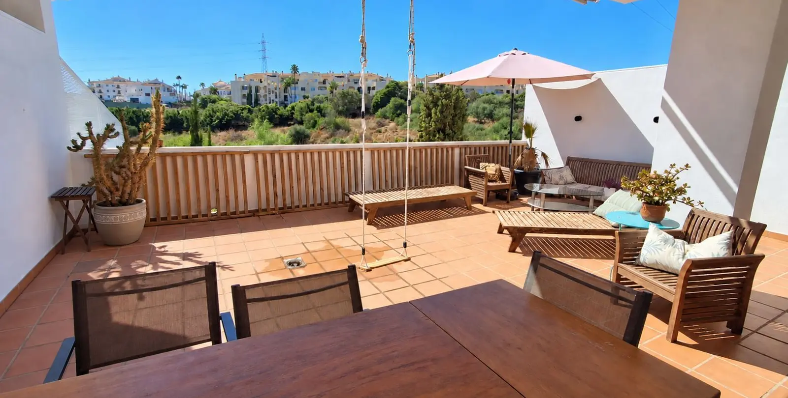 Venta de apartamento en planta baja en Miraflores 1