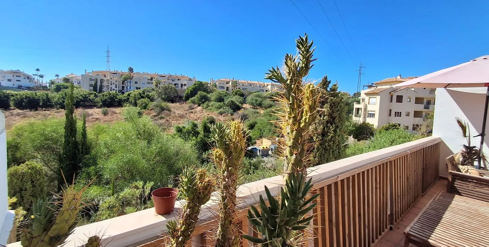 Venta de apartamento en planta baja en Miraflores 10
