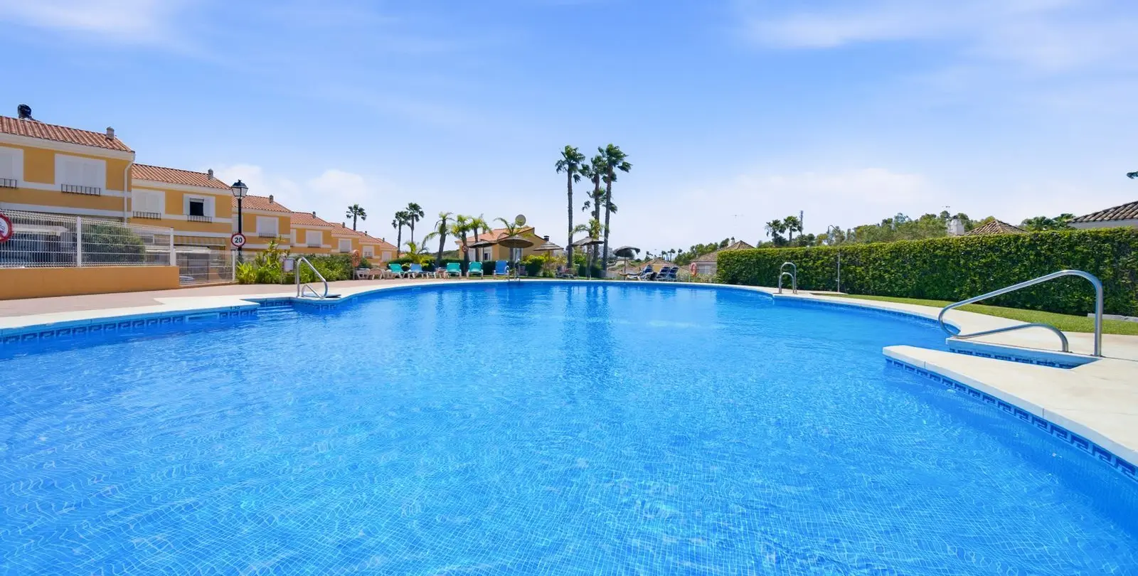 Venta de adosado en La Duquesa 1