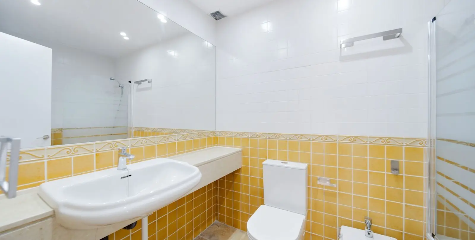 Venta de adosado en La Duquesa 21