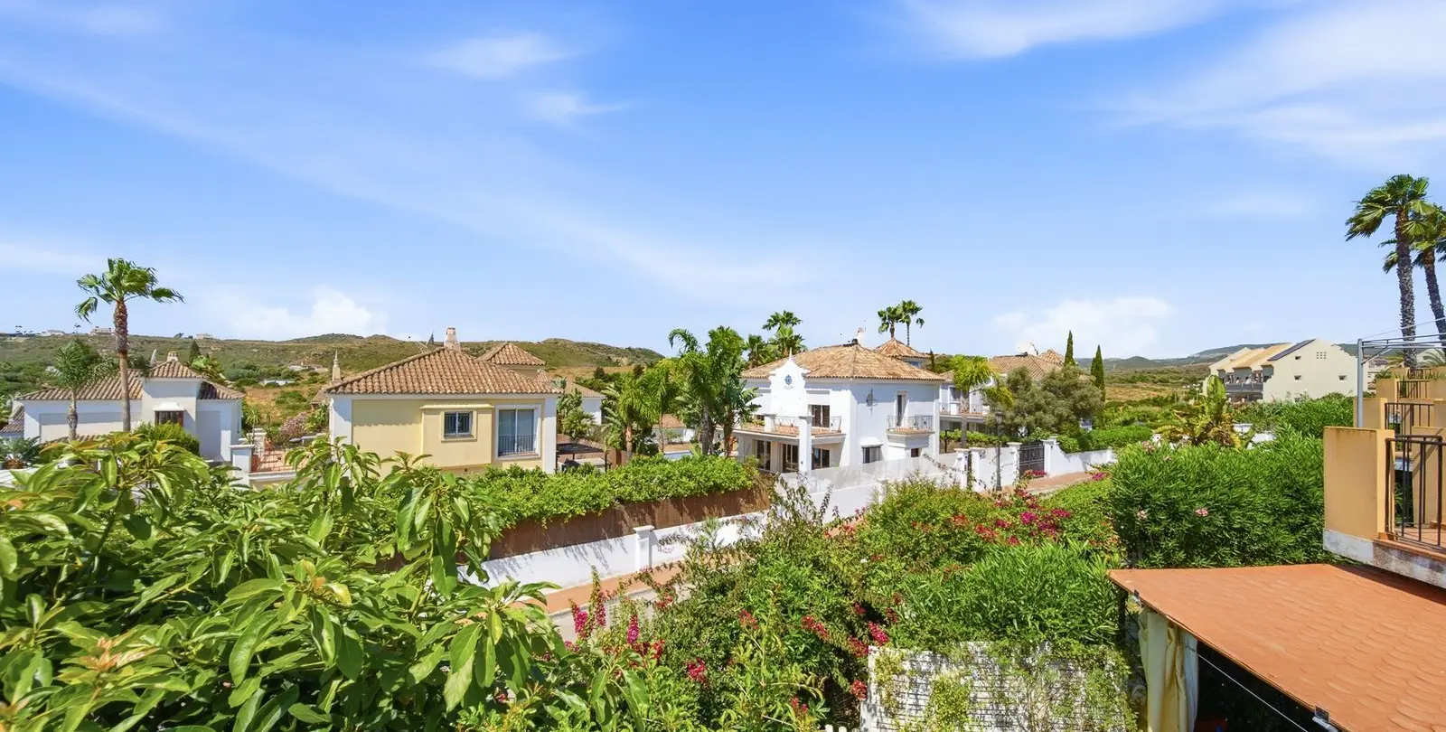 Venta de adosado en La Duquesa 31
