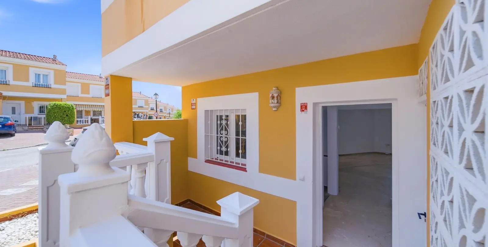 Venta de adosado en La Duquesa 34