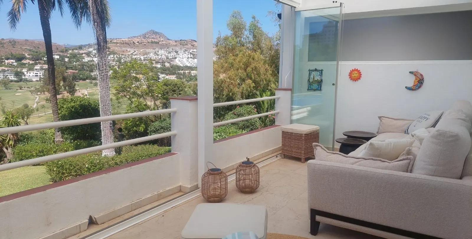 Venta de adosado en El Paraiso 12