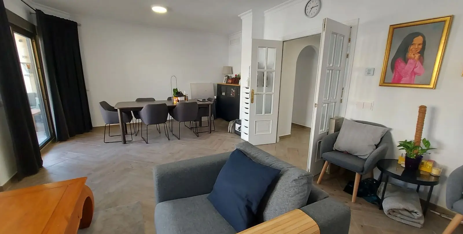 Venta de apartamento en planta media en Torrequebrada 4