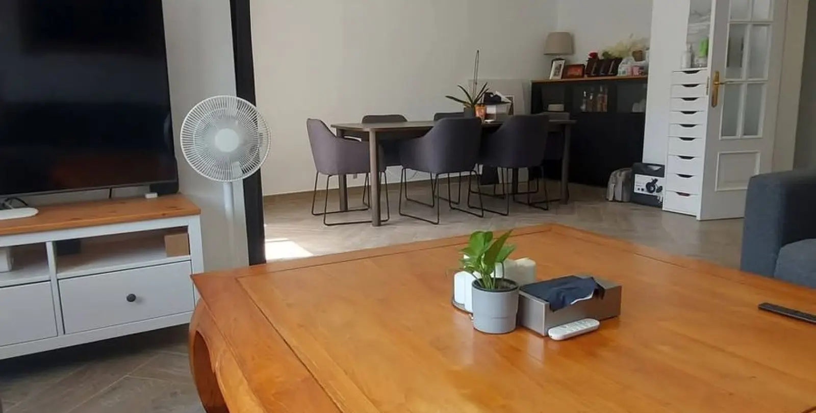 Venta de apartamento en planta media en Torrequebrada 8