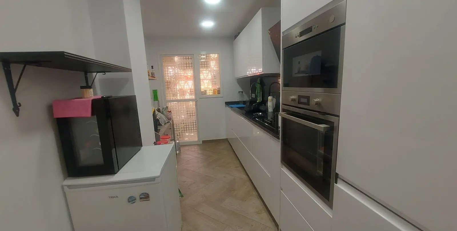 Venta de apartamento en planta media en Torrequebrada 11