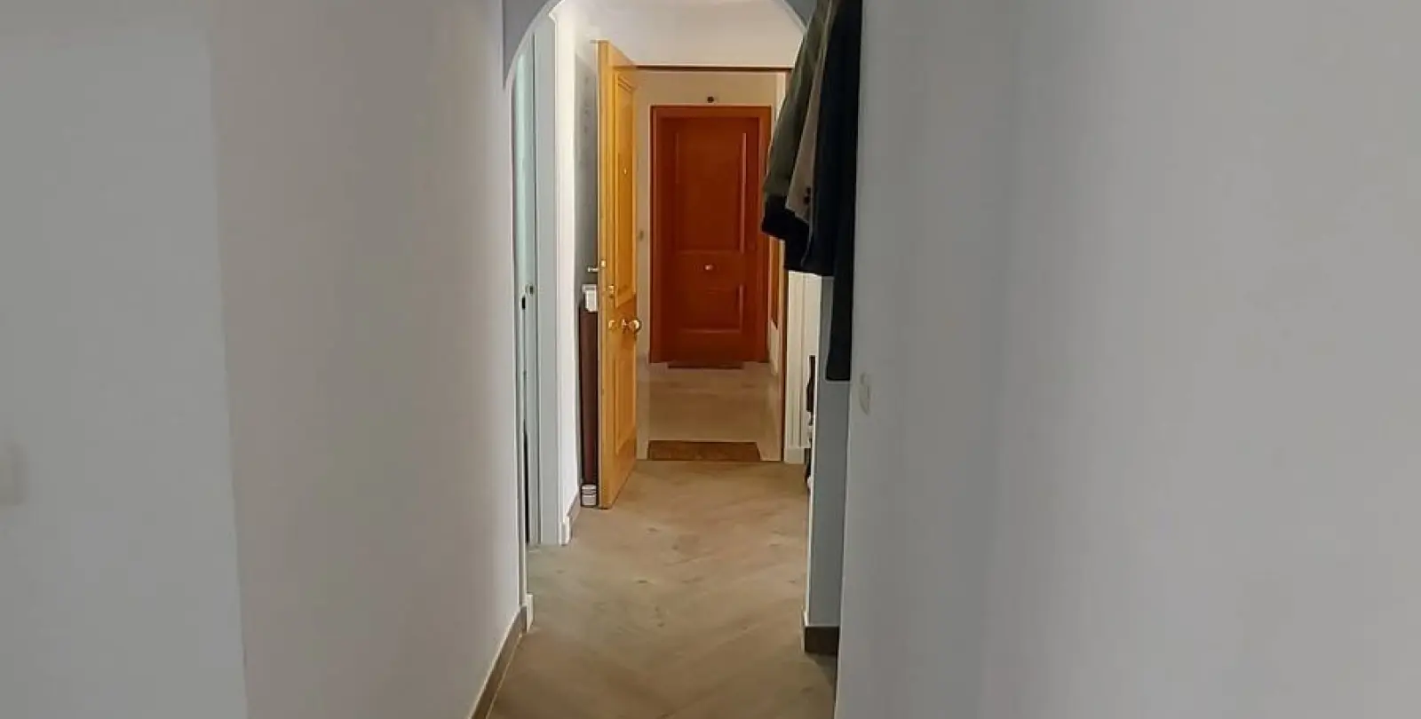Venta de apartamento en planta media en Torrequebrada 17
