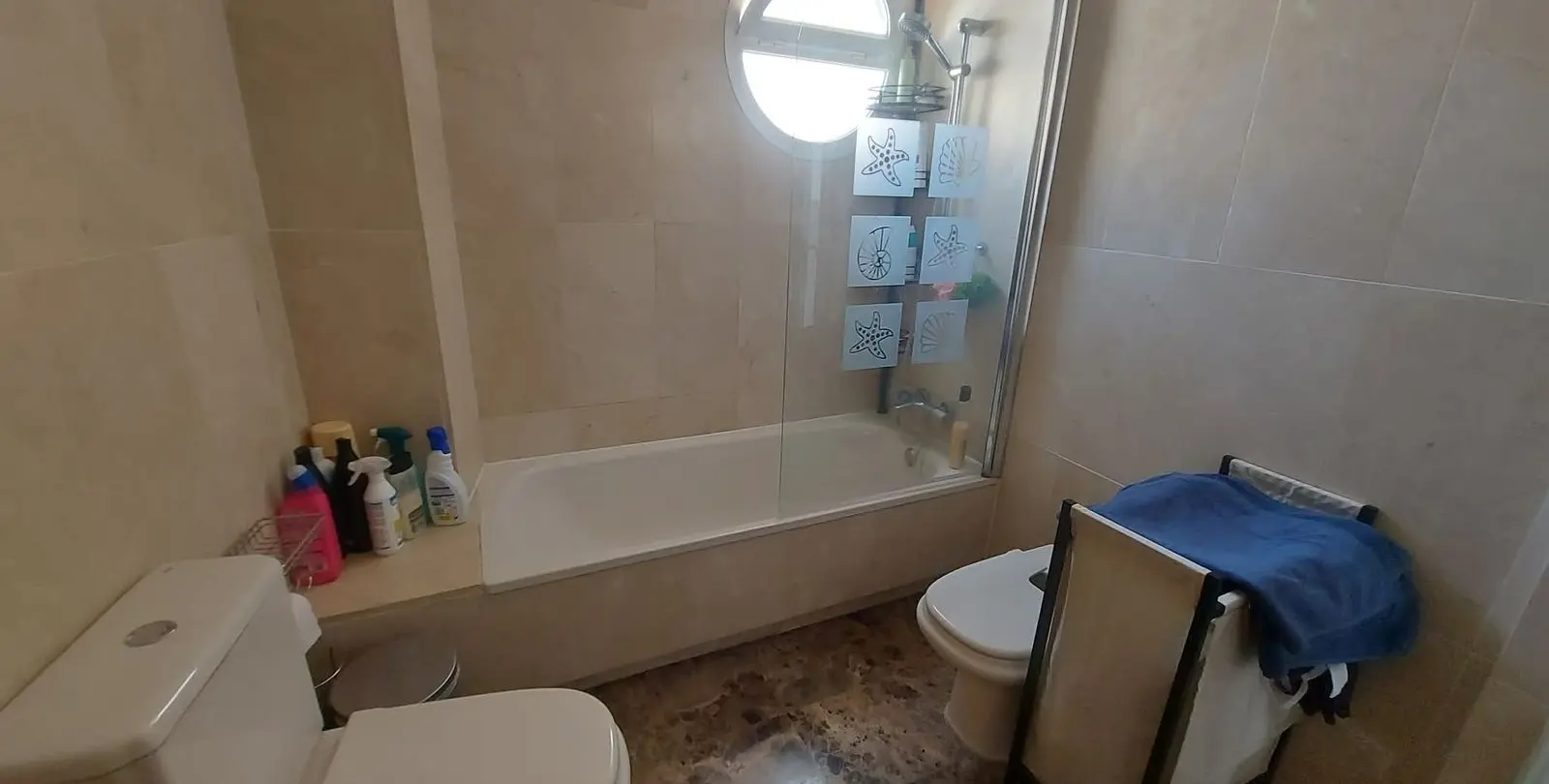 Venta de apartamento en planta media en Torrequebrada 26