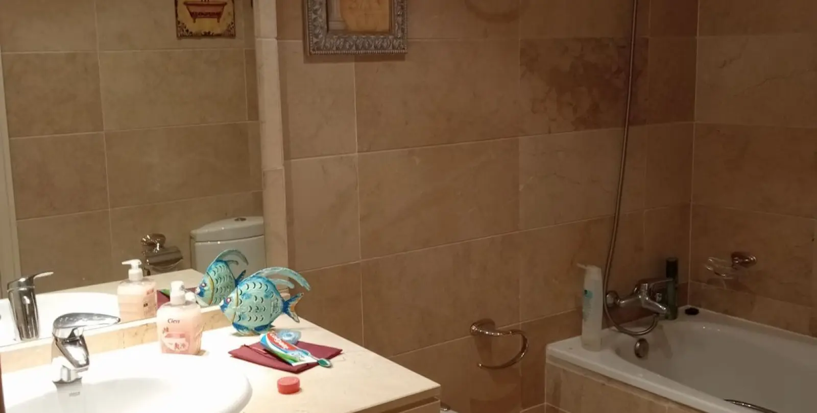 Sale of middle floor apartment in Marbella 39