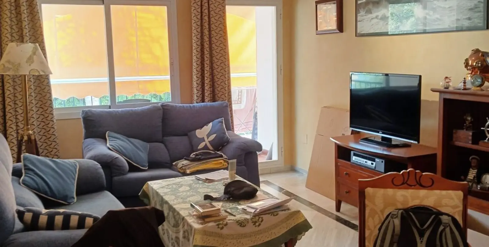 Sale of middle floor apartment in Marbella 61