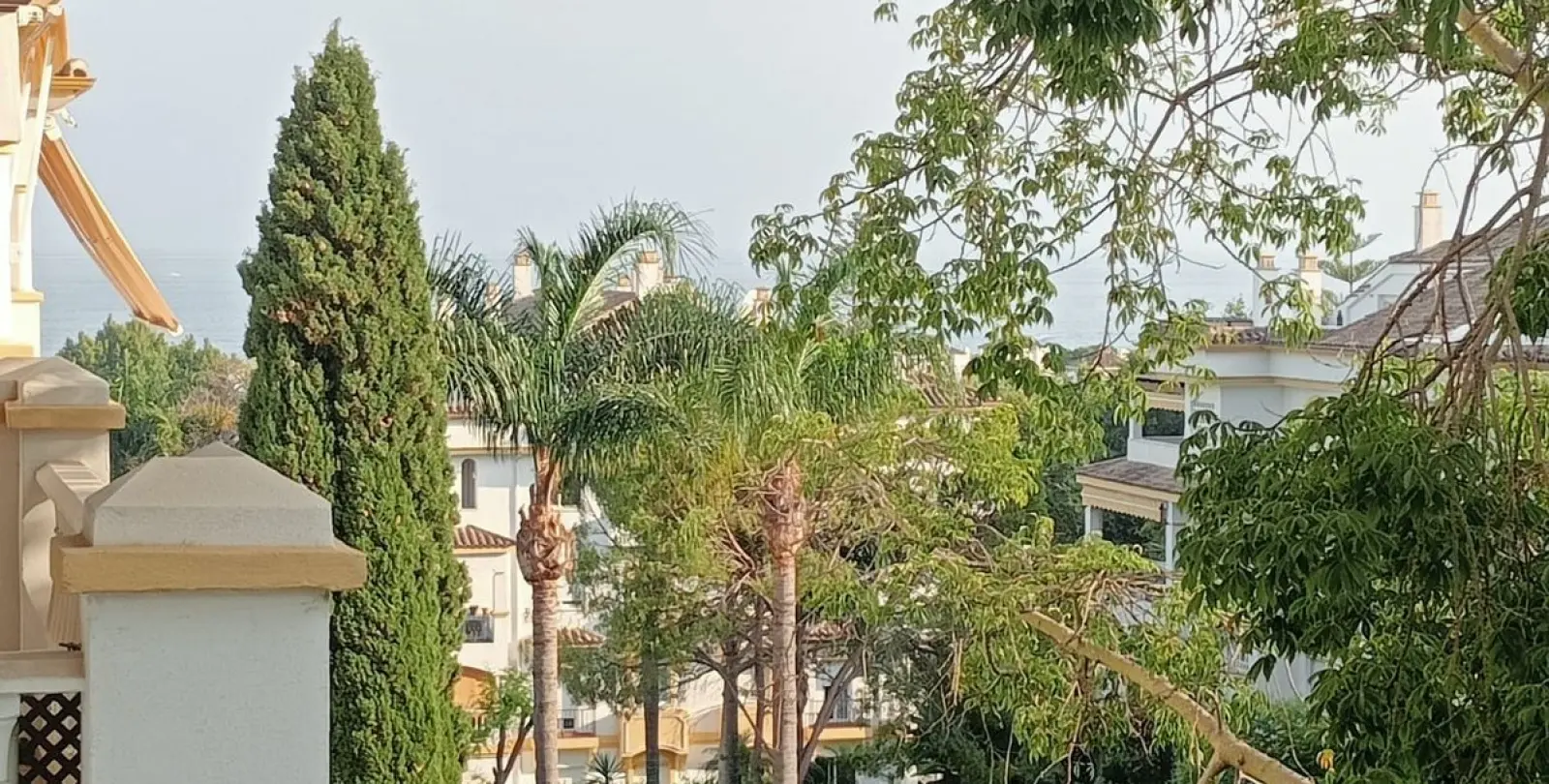 Sale of middle floor apartment in Marbella 68