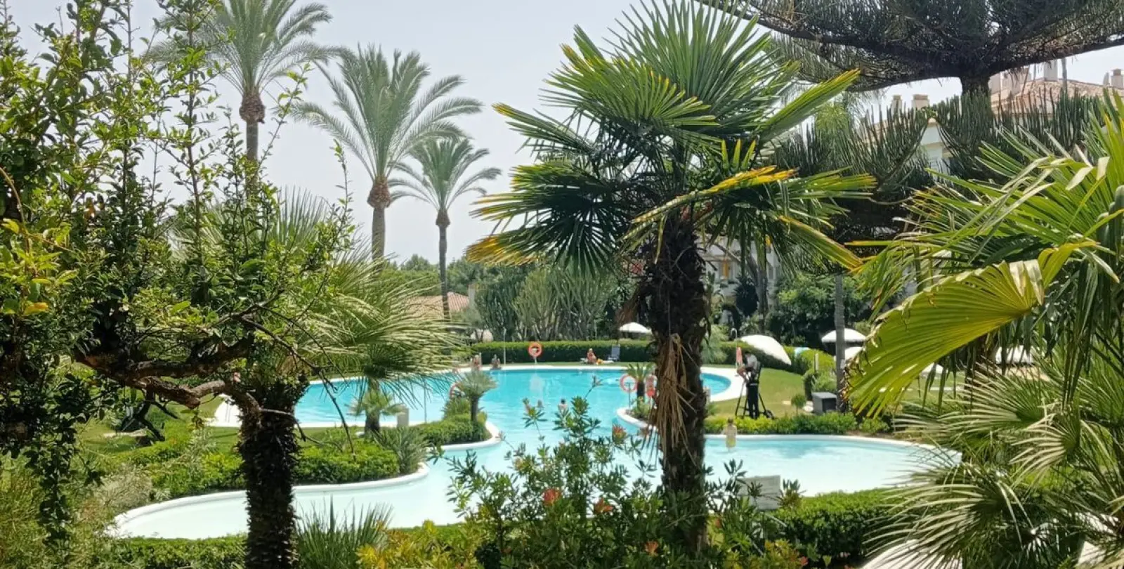 Sale of middle floor apartment in Marbella 101