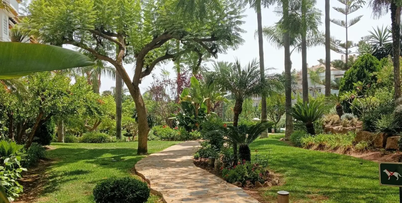 Sale of middle floor apartment in Marbella 107