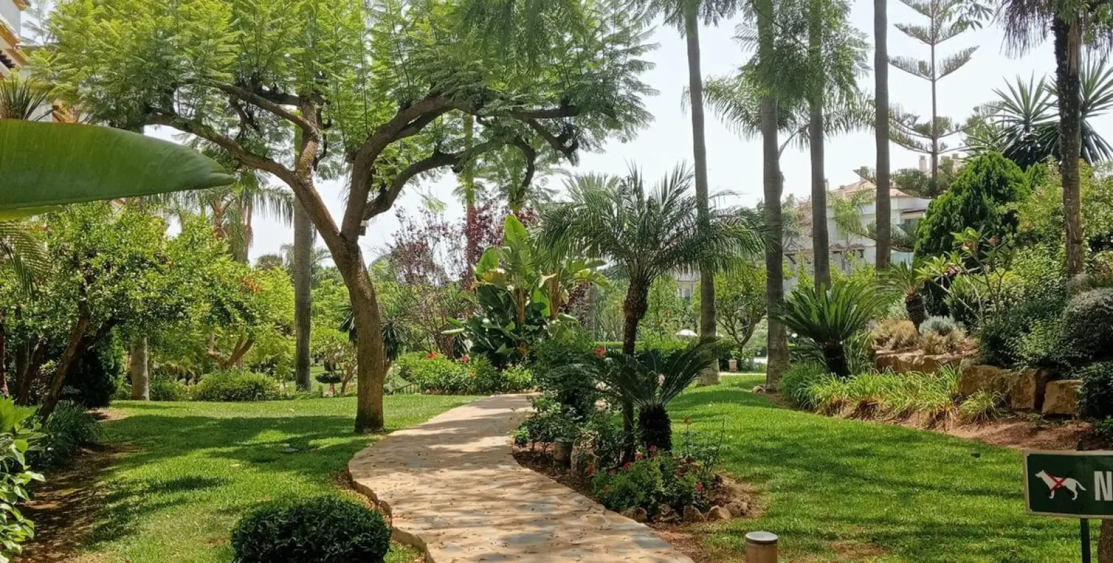Sale of middle floor apartment in Marbella 109