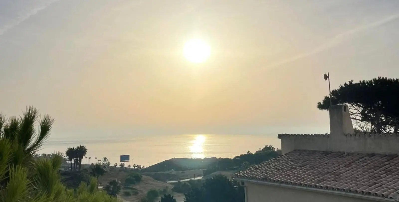Sale of detached villa in El Faro 16