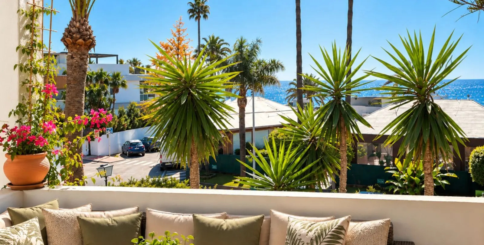 Sale of middle floor apartment in San Pedro de Alcántara 6