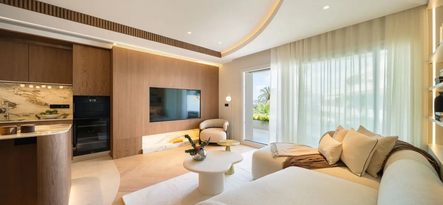 Venta de apartamento en planta media en The Golden Mile 3