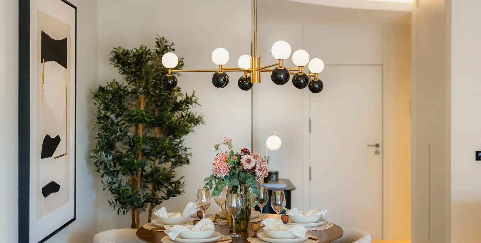 Venta de apartamento en planta media en The Golden Mile 7