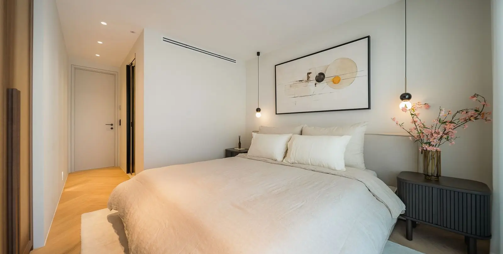 Venta de apartamento en planta media en The Golden Mile 16