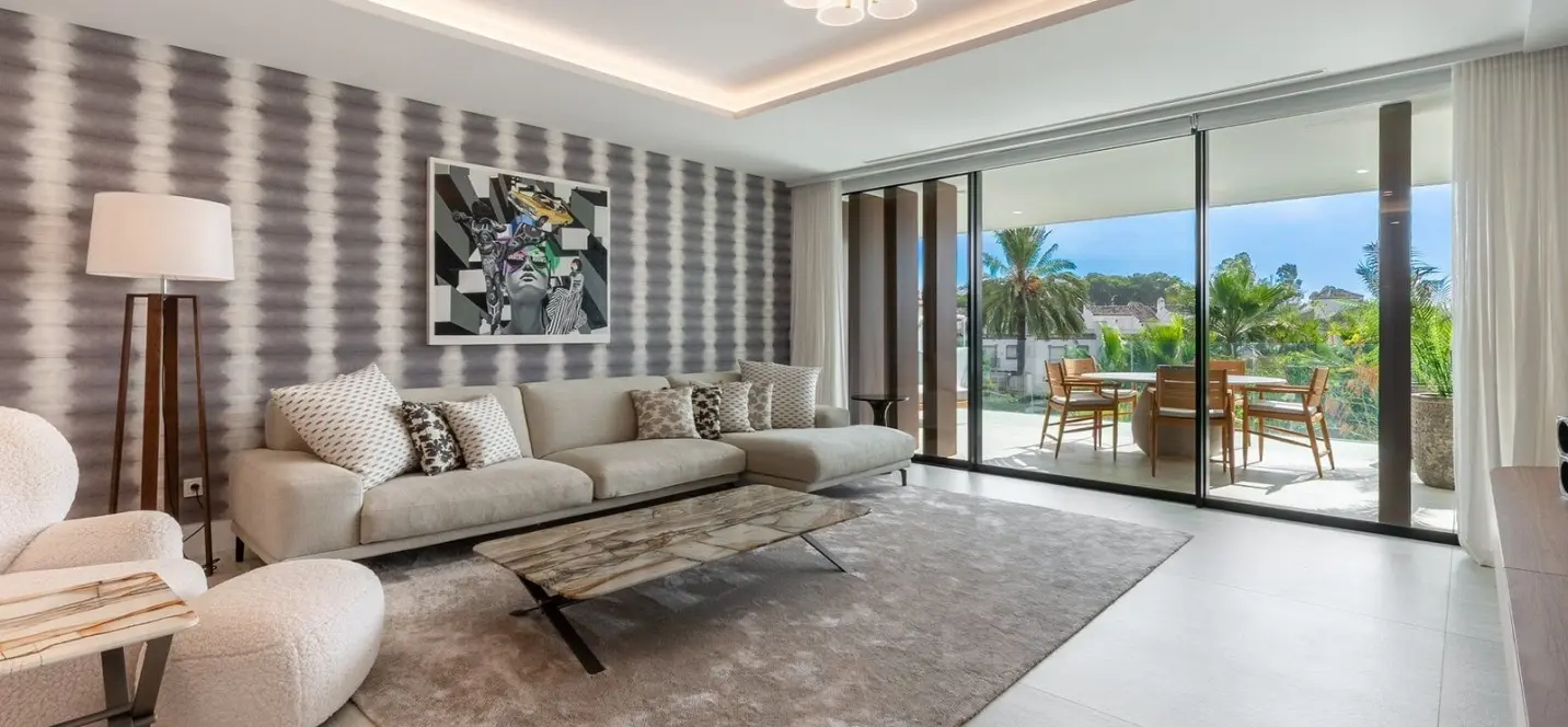 Продажа апартаментов на среднем этаже в Estepona 3
