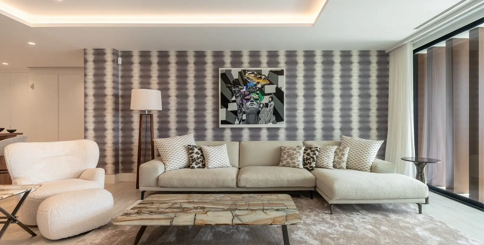 Venta de apartamento en planta media en Estepona 5