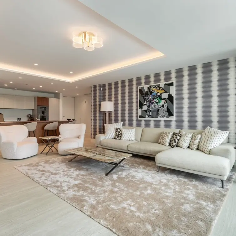 Продажа апартаментов на среднем этаже в Estepona