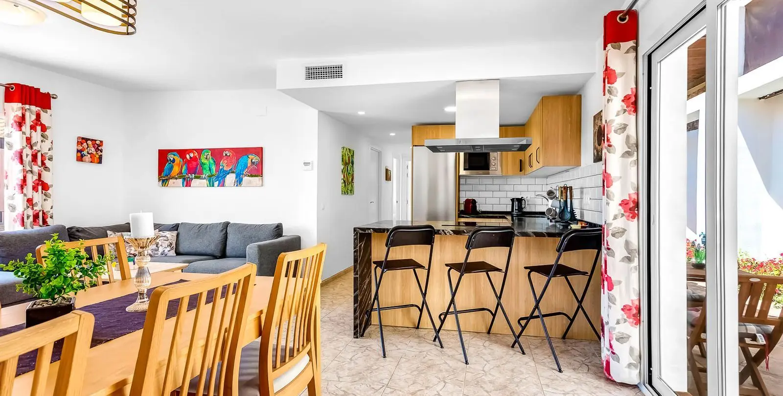 Venta de negocio en Torreblanca 24