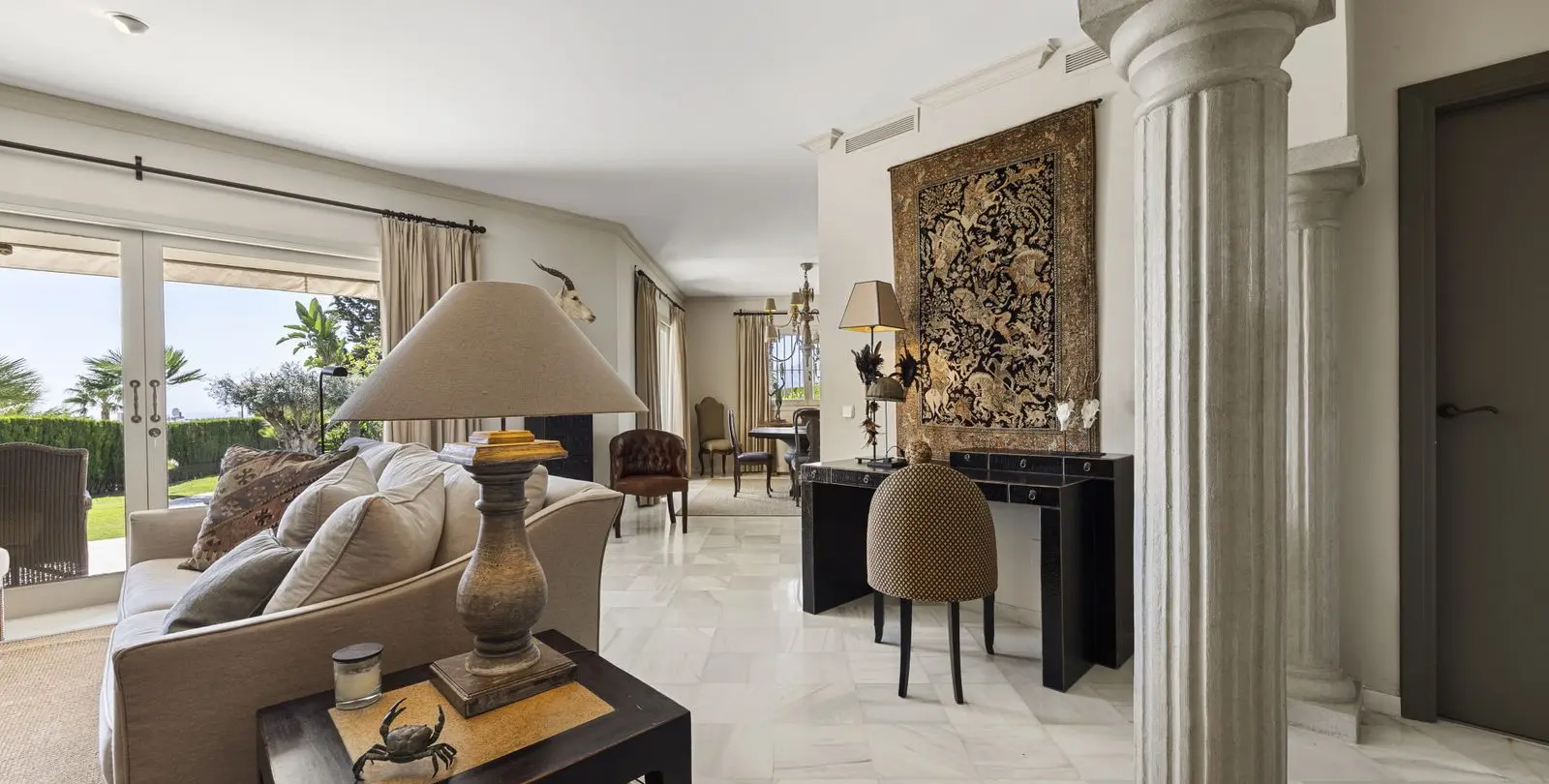 Venta de villa independiente en Marbella 2